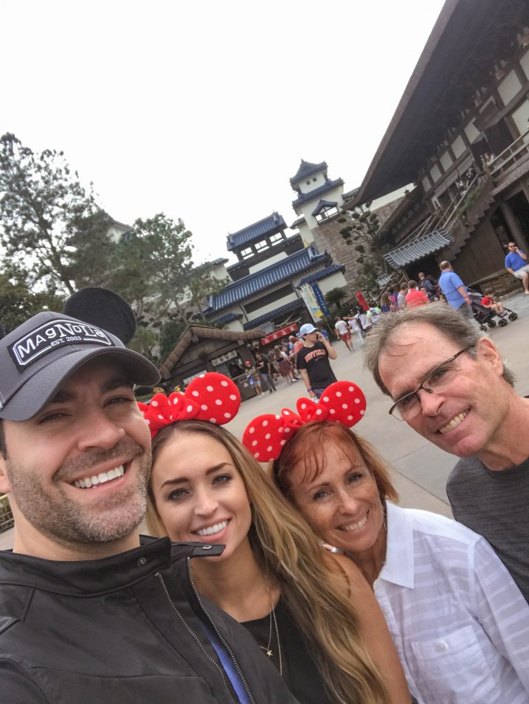 drinking around the world in Epcot drinking around the world in Epcot