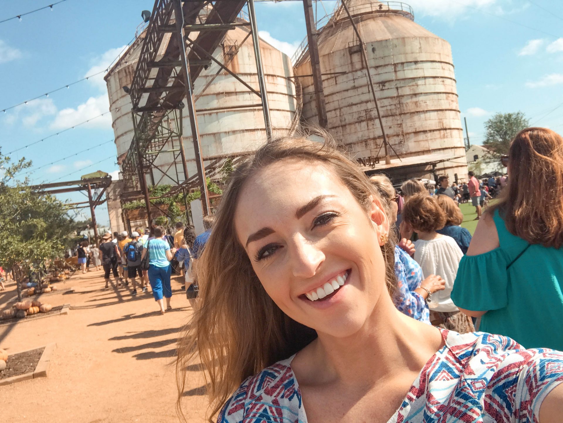 fixer upper magnolia market